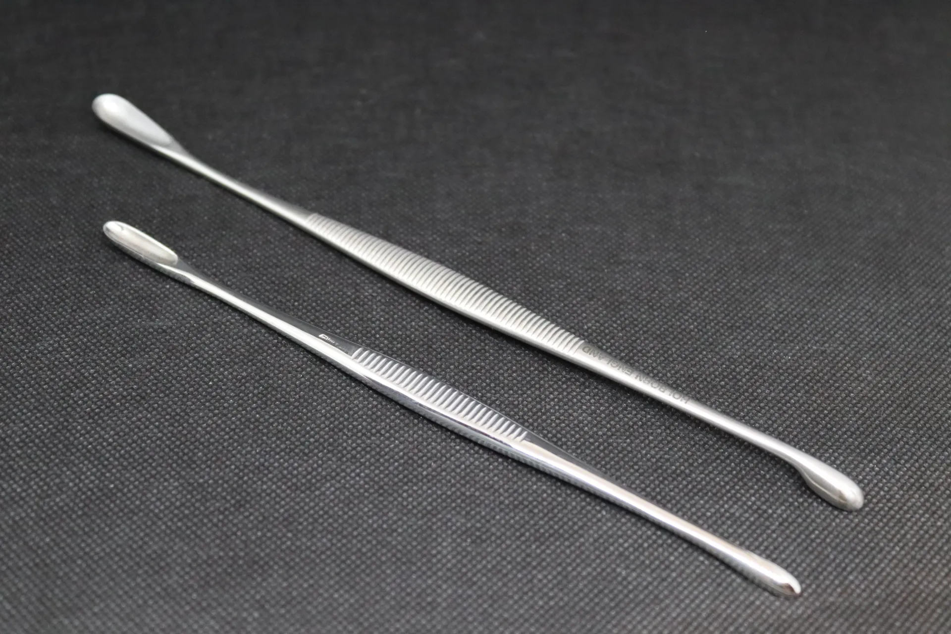 [FK 842] Curette chirurgicale double Aesculap petit modèle 17cm inox