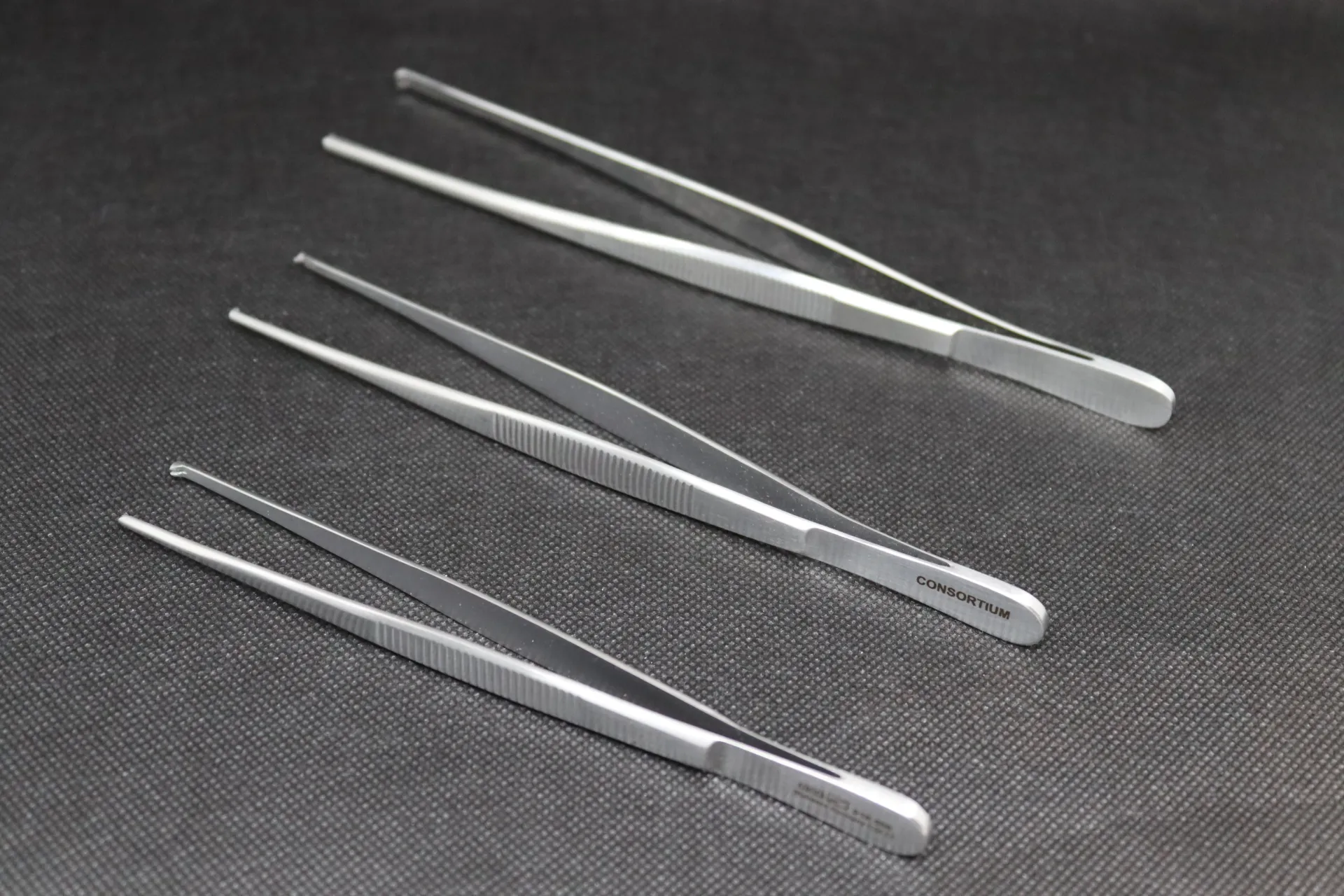 [BD 559 ] Pince chirurgicale anatomique Erbrich 16 CM avec dents inox qualité supér.