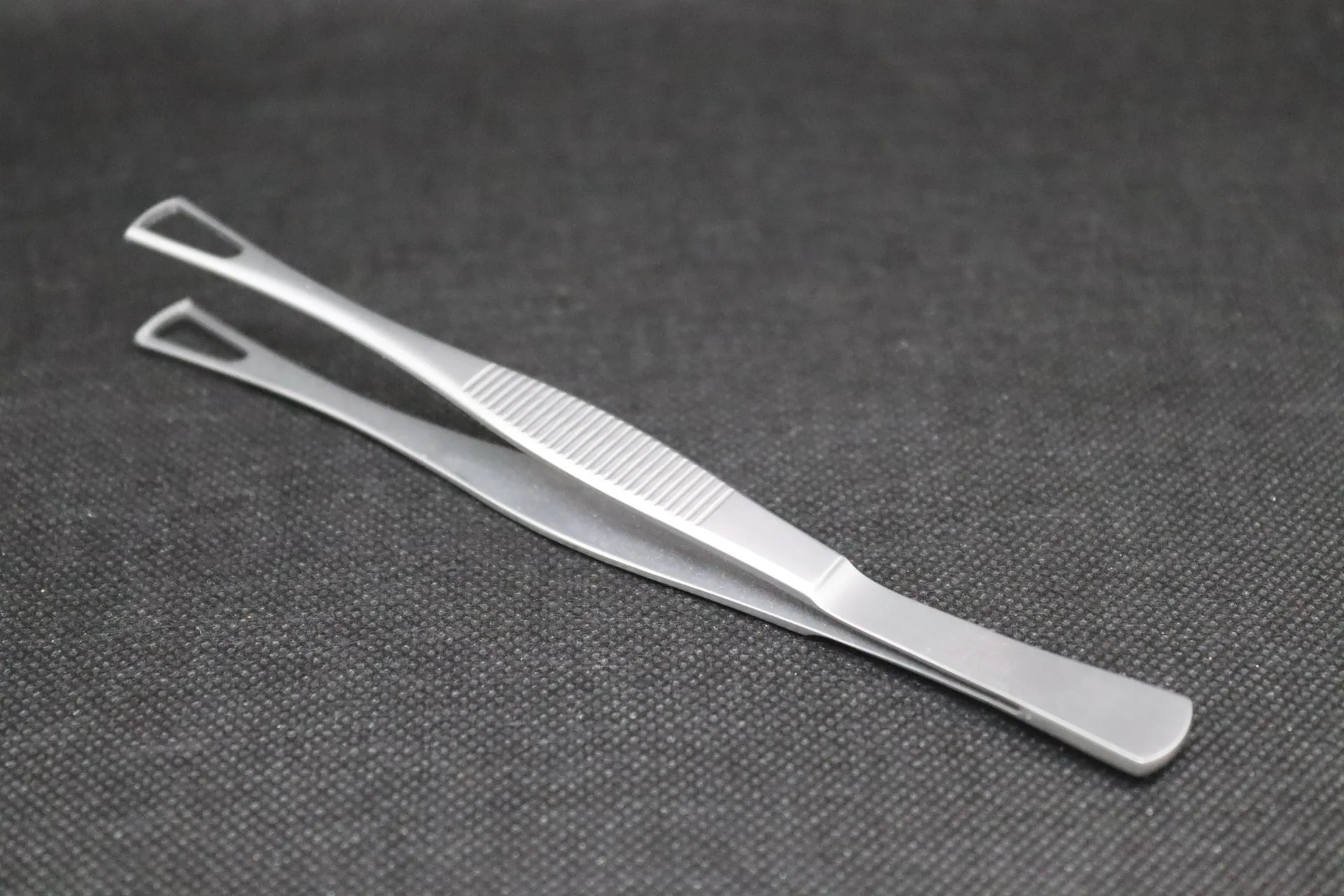 [BN 820] Pince chirurgicale AESCULAP Duval inox qualité supér.