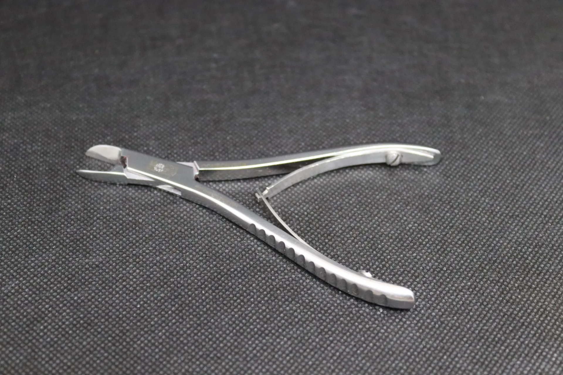 [60E15310] Pince coupe dents Erbrich en Widia pour les nacs