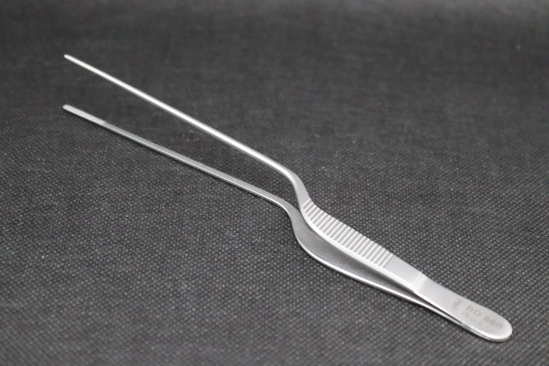 [BD 879] Pince chirurgicale de LUCAE AESCULAP 14 CM A.D. inox