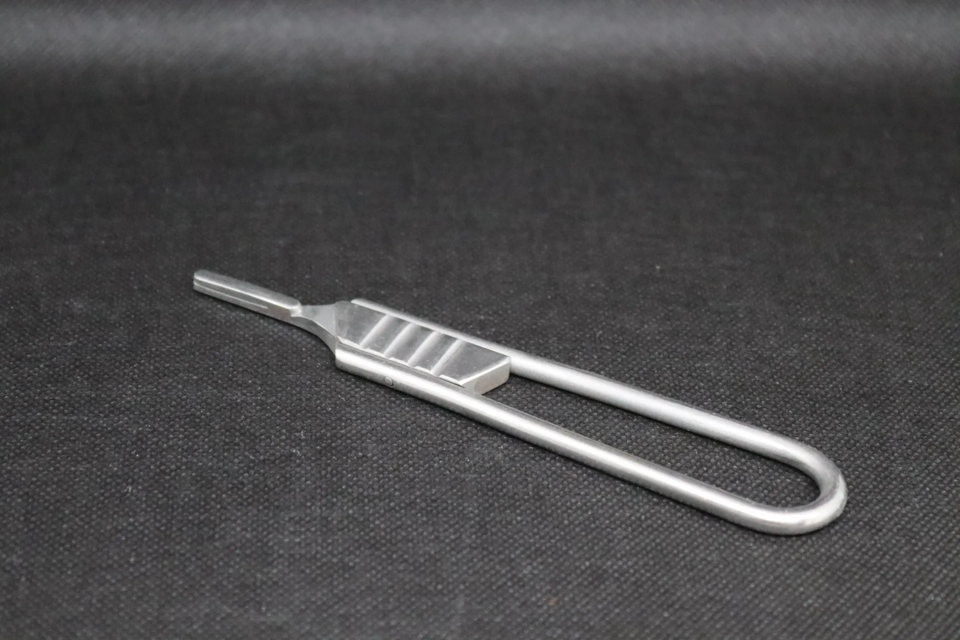 [SB 279] Manche de bistouri repliable Swan-Morton inox
