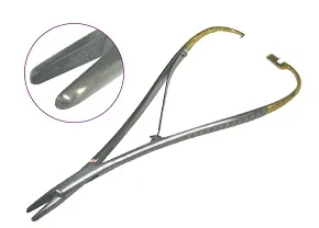 Porte-aiguille de Mathieu 17 cm Erbrich renforcé Widia modèle large qualité supér.