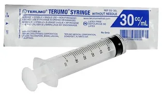 [S.T. 030] Boîte de 50 seringues TERUMO 30 CC Luer